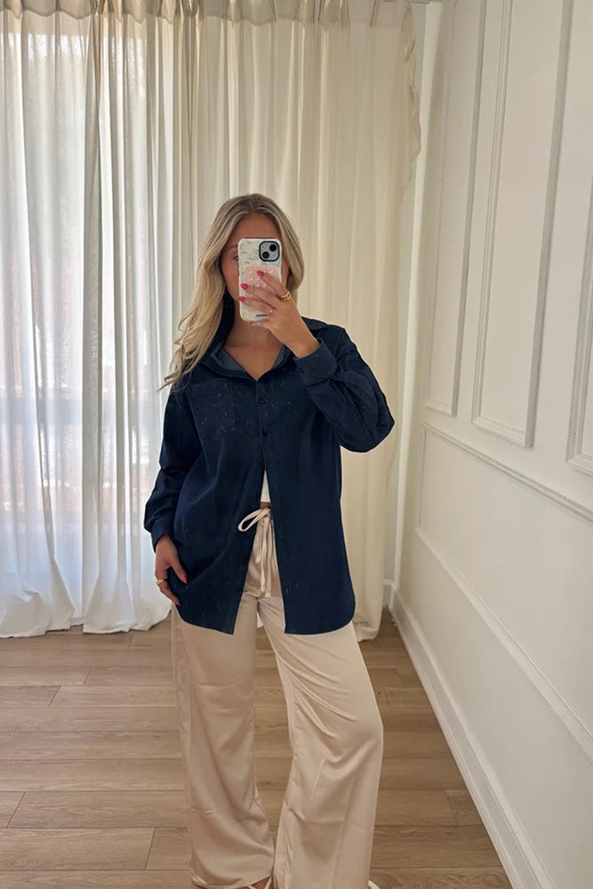 Blairr Chemise Marine | Chemise en Denim Marine Surdimensionnée à Boutons par Dailystory