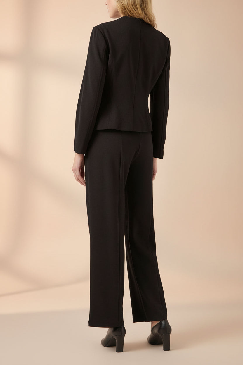 Adonie | Veston Tailleur Noir avec Décolleté Cœur