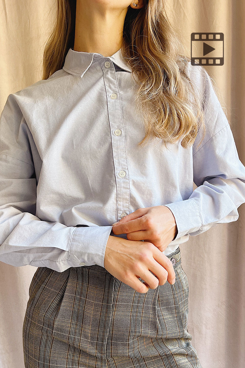 Photo of a model wearing Bahamas Blue Button-Up Cotton Shirt from La petite garçonne