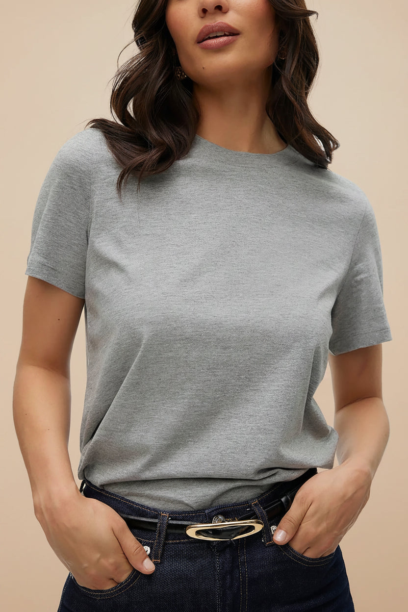 front of a woman wearing Dumka Light Grey Cotton T-Shirt with Short Sleeves from La petite garçonne