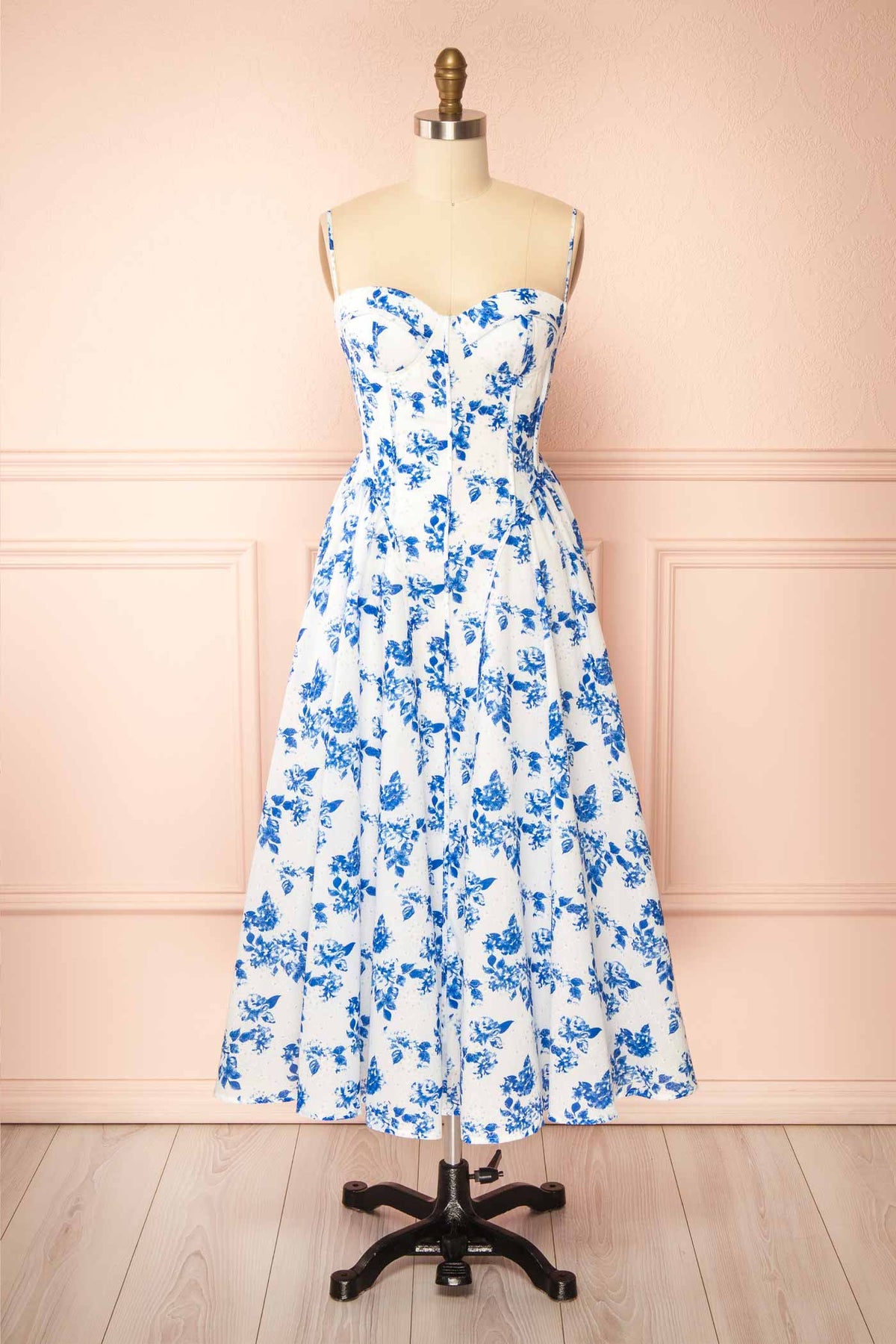 white dress with blue pattern Elasie Corset Maxi Floral Size:M (Buy Now) DressFP-MD-Jan26 Bloomingdales Sz 12 Black DETAILS The Fawn is