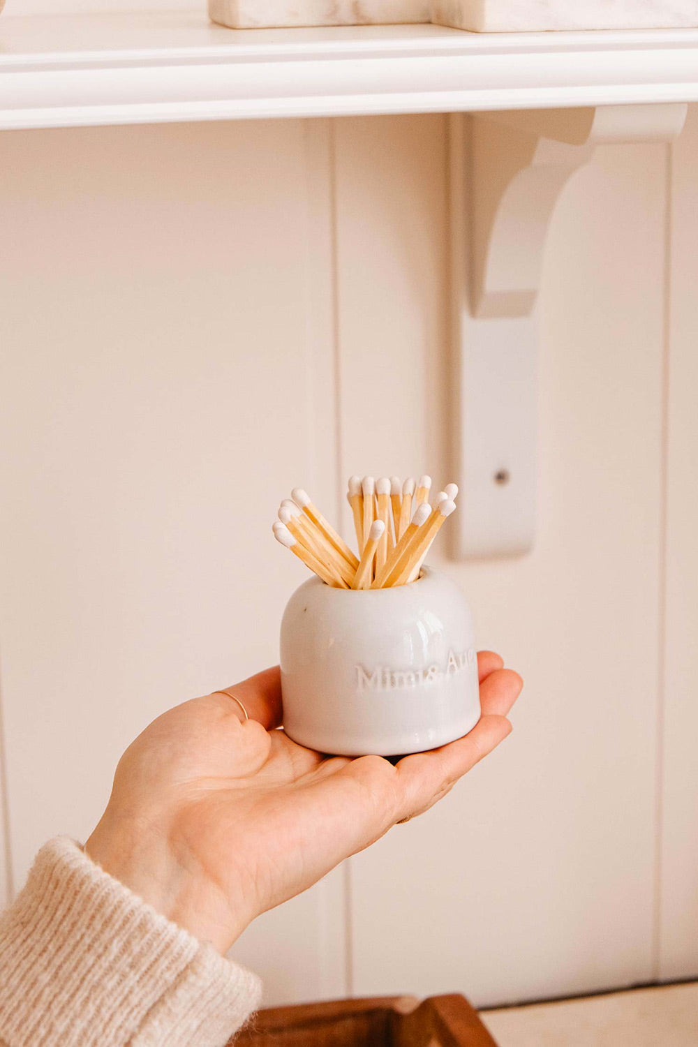 Étincelles Ceramic Match Holder | Maison garçonne hand