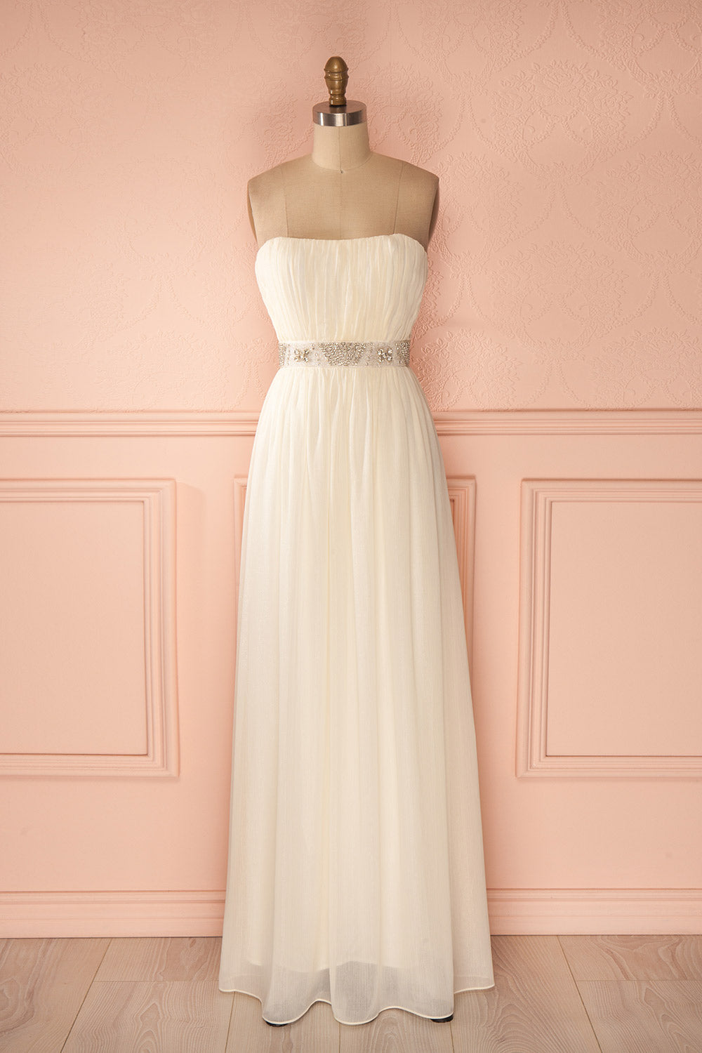 Ezechielle front view