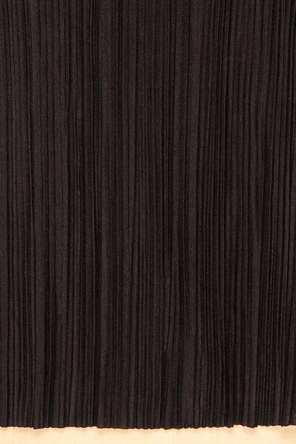 Fuyang Black Sleeveless Pleated Top | La petite garçonne fabric 