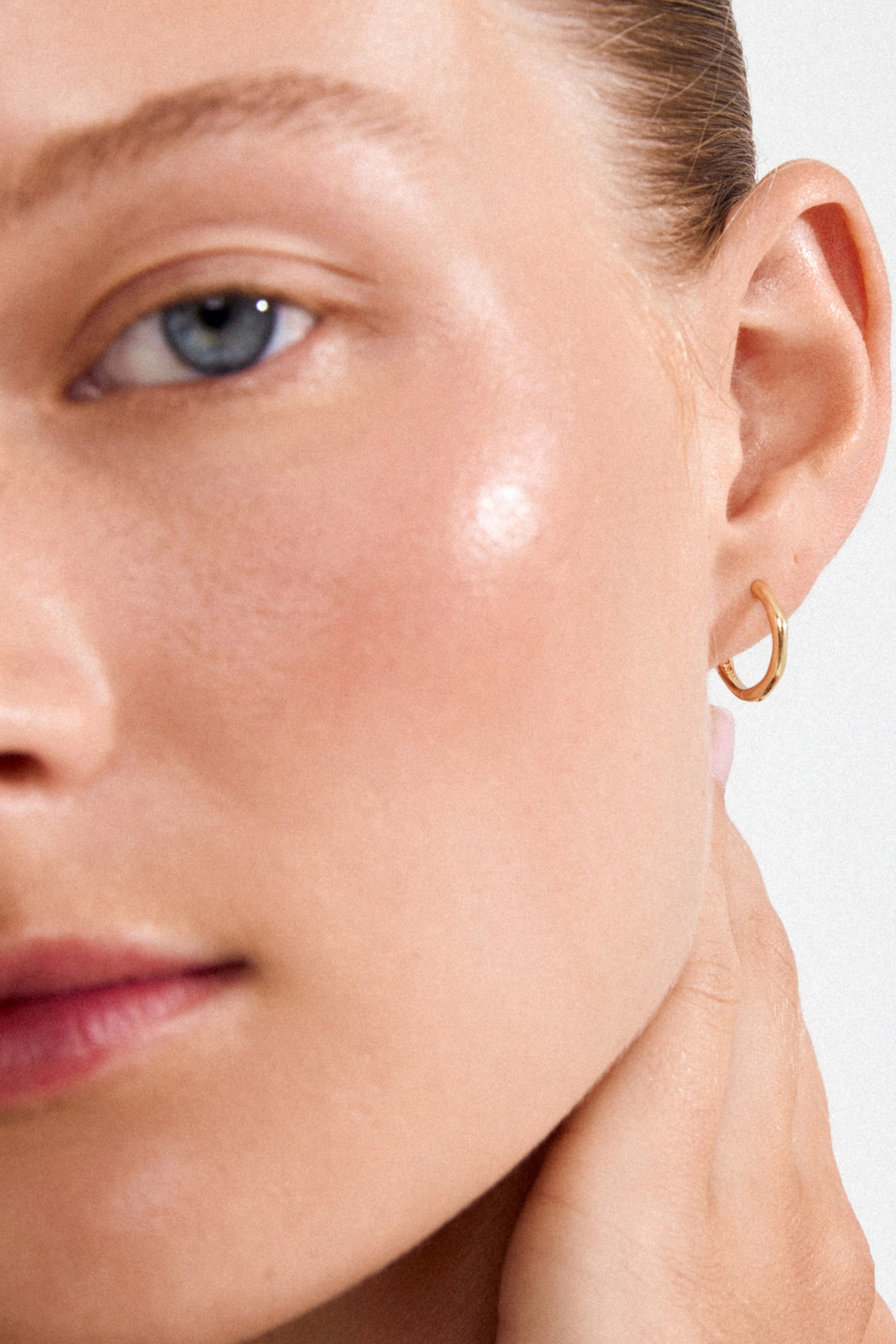 Nahan Or | Mini Boucles d'Oreilles en Anneaux par Pilgrim