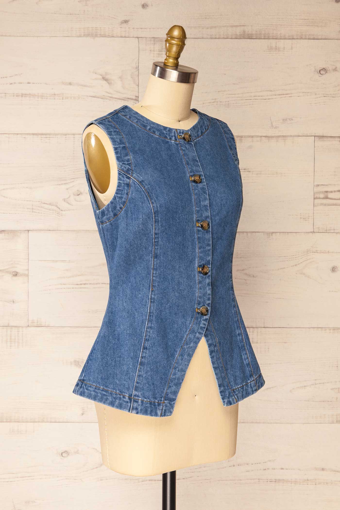 Konark Sleeveless Denim Top | La petite garçonne side