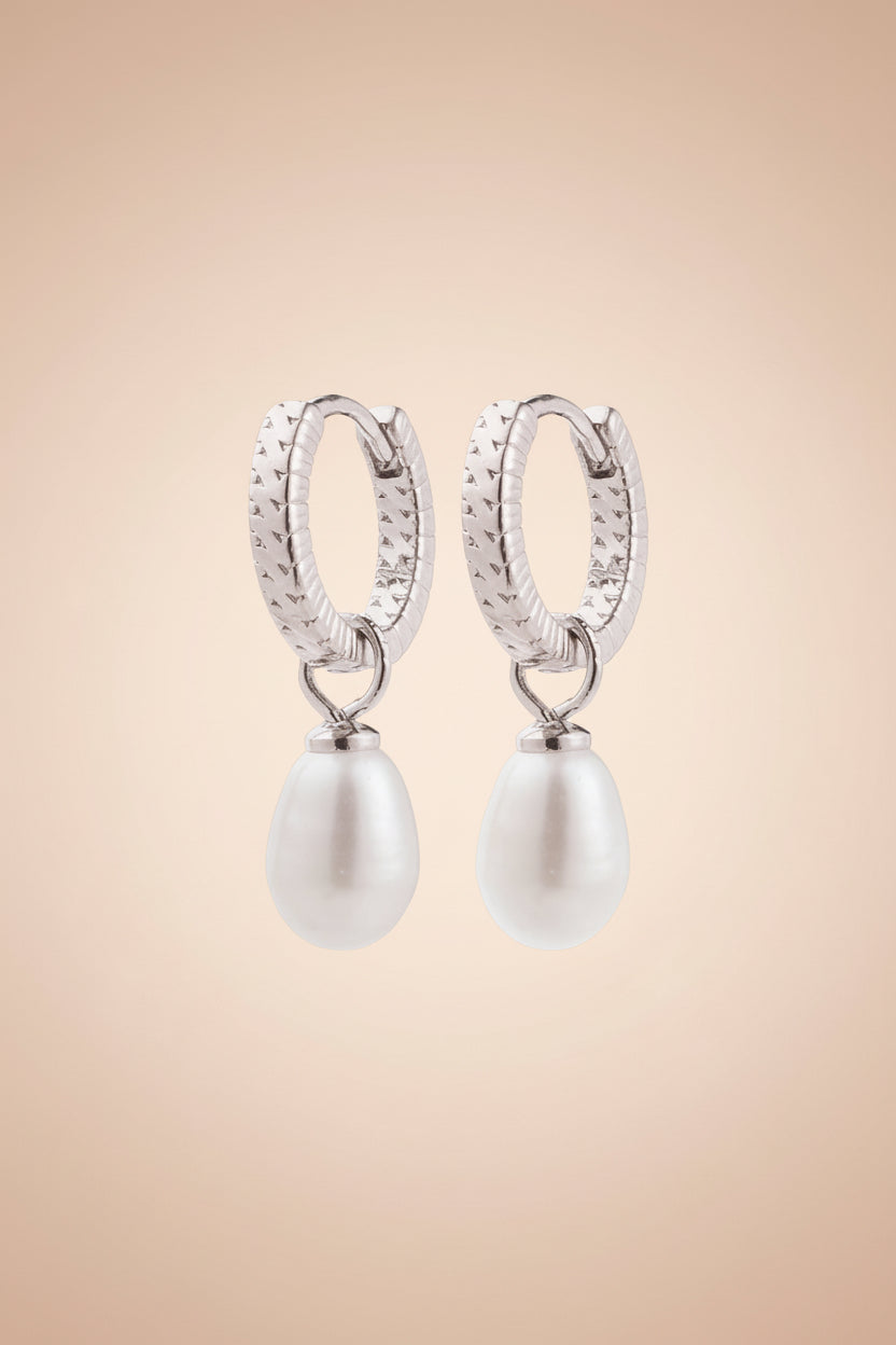 Silver hoop earrings Labasa by Pilgrim available at la petite garçonne