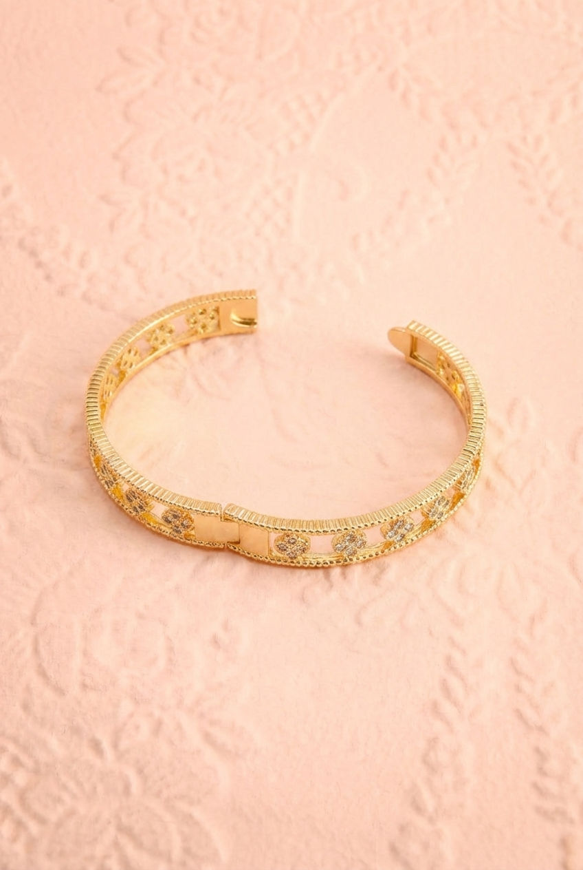 Mitsuko Gold Thin Crystal Bracelet | Boutique 1861 open