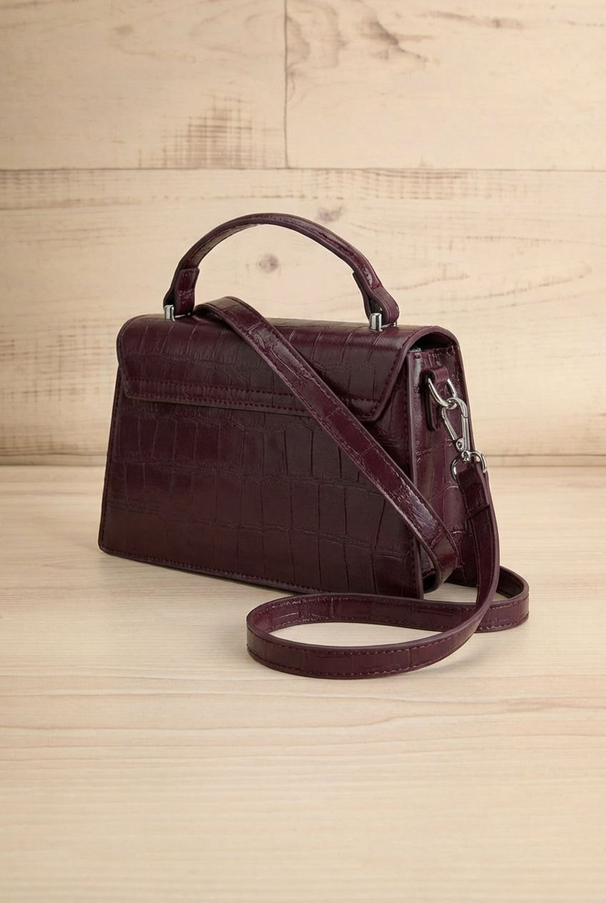 Backview of the Snakeskin Burgundy handbag named Mackay from la petite garçonne