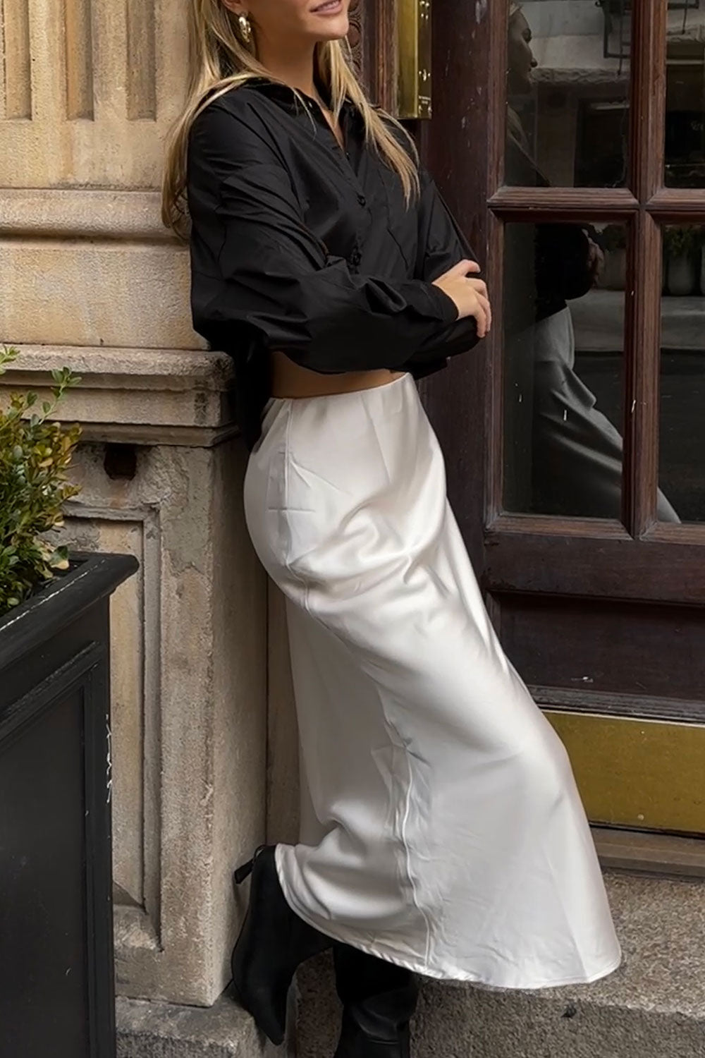 Dailystory Ellye Champagne Long Satin Skirt La petite garçonne