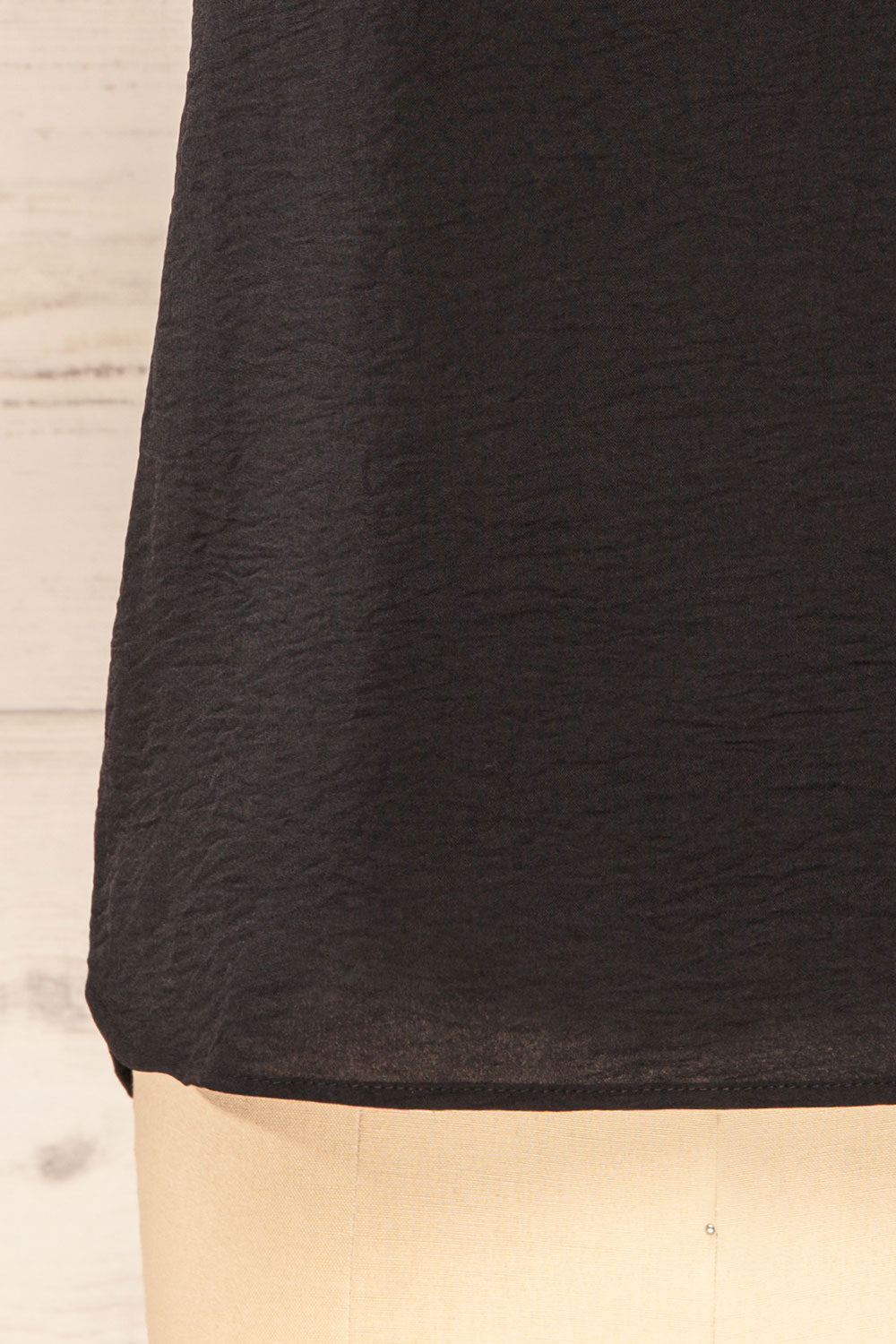 Margao Black Top w/ Wide Sleeves | La petite garçonne bottom