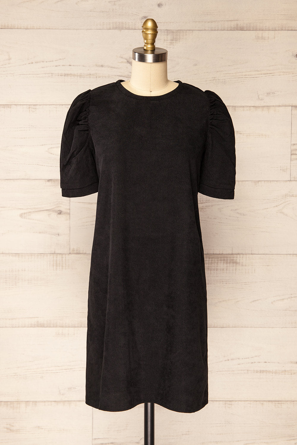 Marlo Short Black Corduroy Dress | La petite garonne