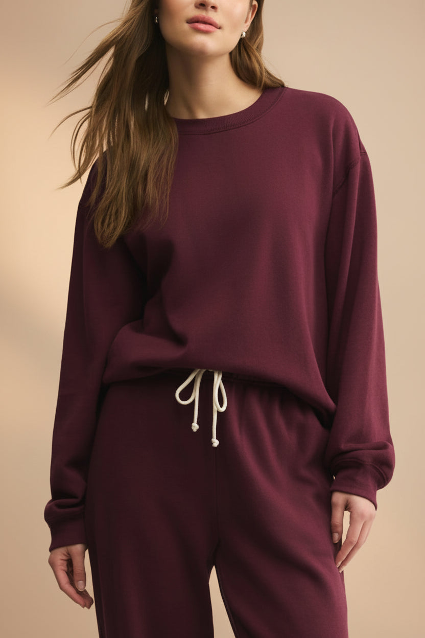 Nesna Oversized Burgundy Sweatshirt | La petite garçonne front model