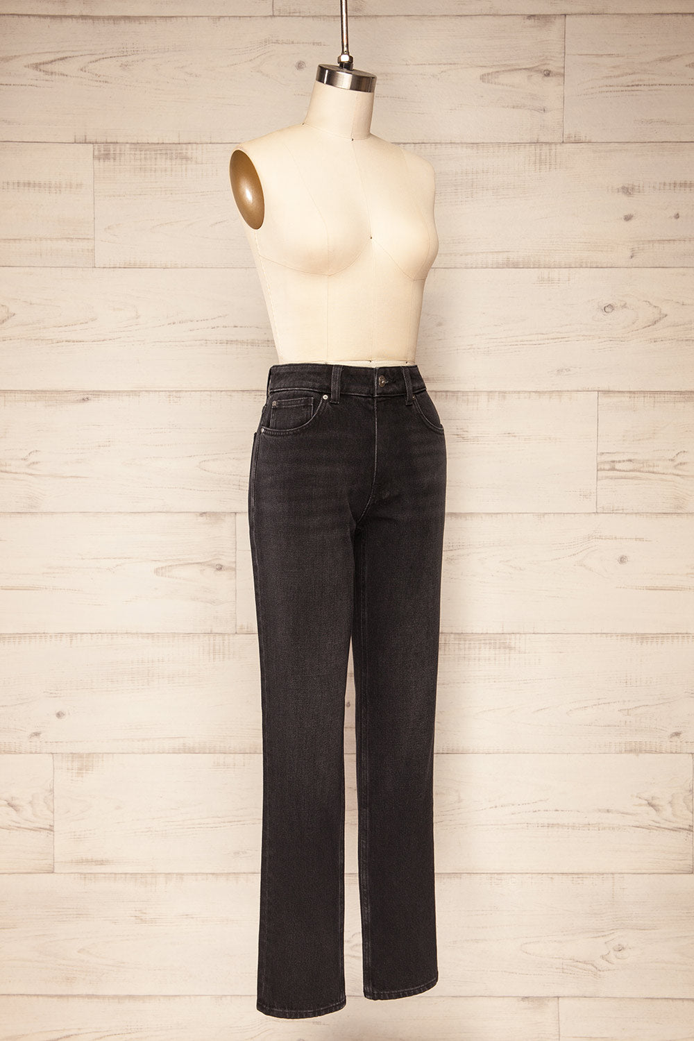 Pleven Black High-Waisted Straight Leg Jeans | La petite garçonne sid eview
