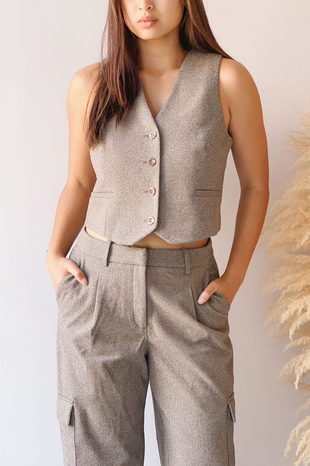Rizhao Cropped Chevron Waistcoat | La petite garçonne on model