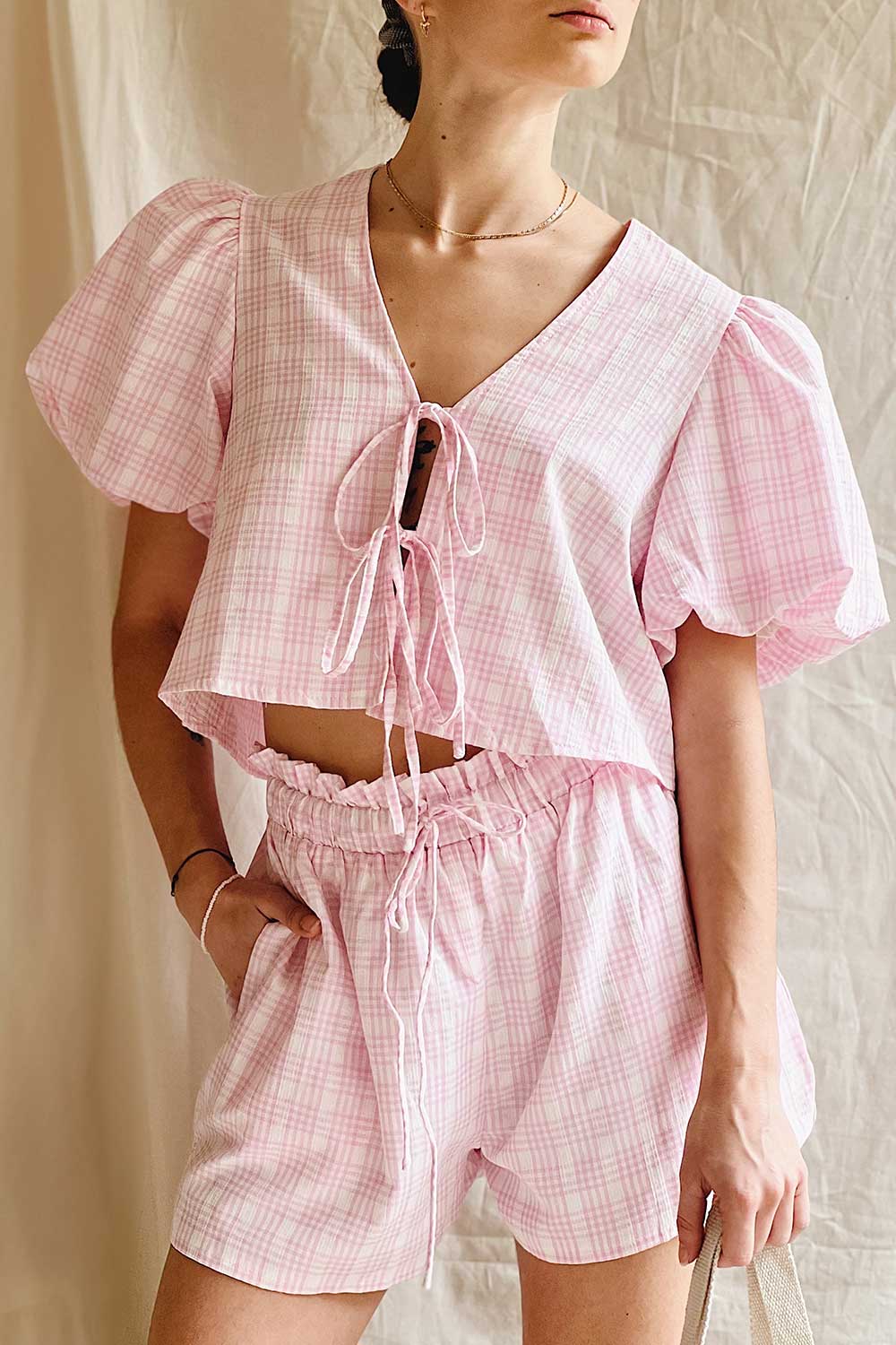 Uzumaki | High-Waisted Pink Gingham Shorts La Petite Garçonne model