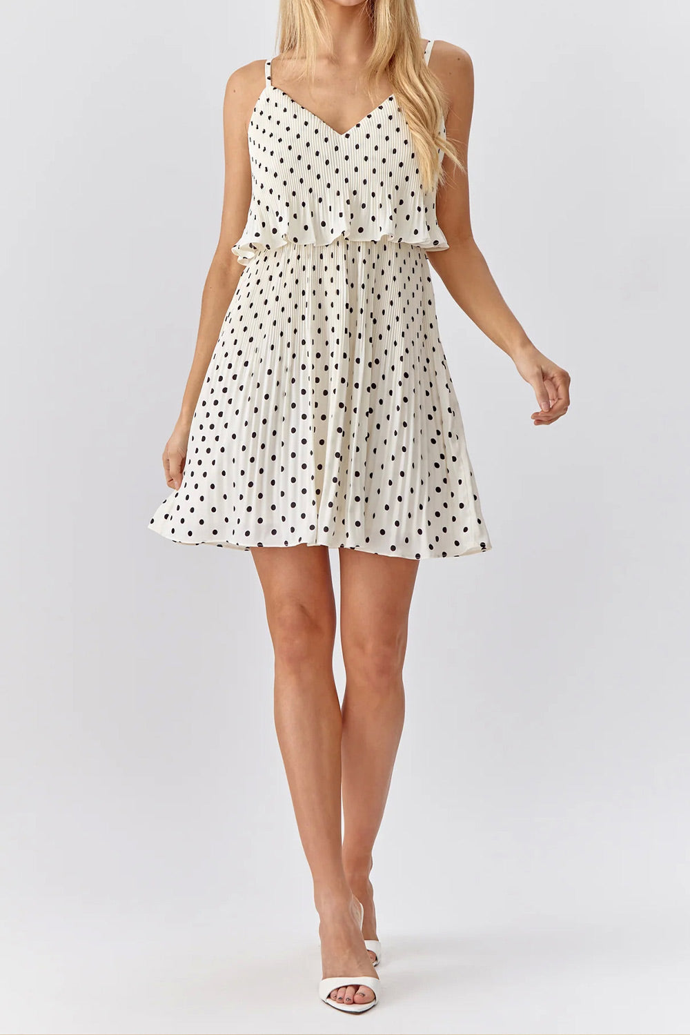 Polperro Short Pleated Polka Dot Dress | La petite garçonne on model