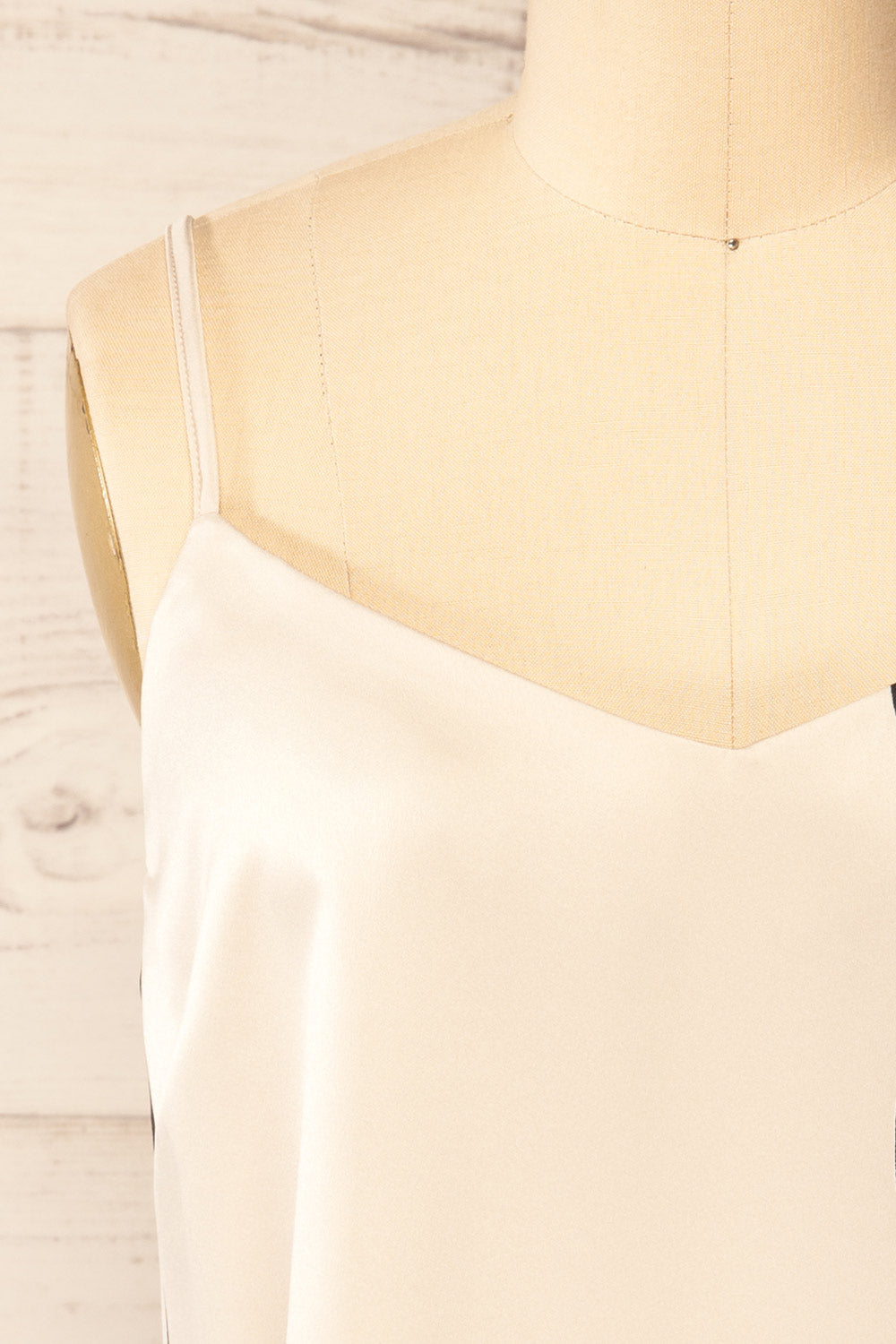 Sokode Satin Cami Top w/ Abstract Pattern | La petite garçonne front close-up