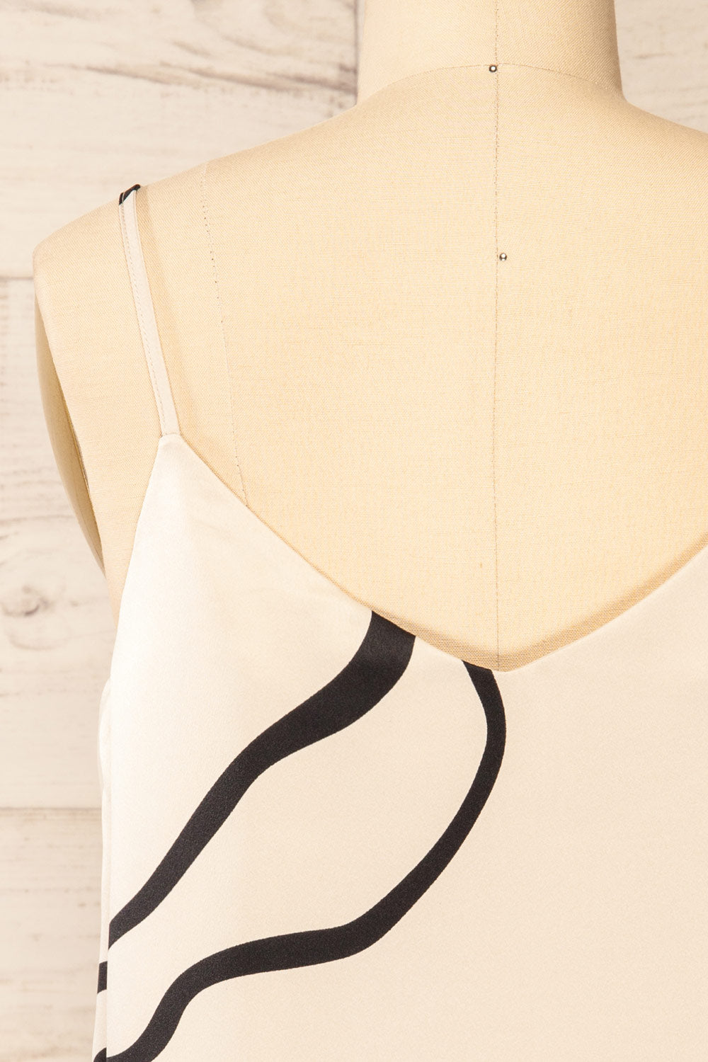 Sokode Satin Cami Top w/ Abstract Pattern | La petite garçonne back close-up