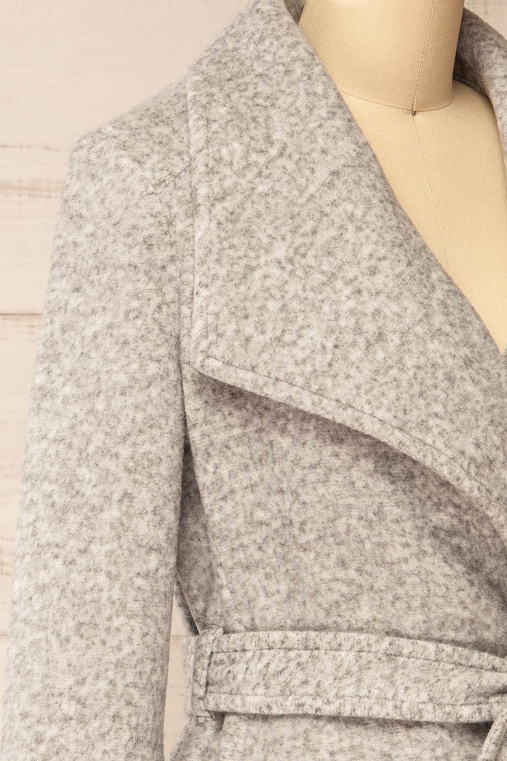 Abasha Grey Short Felt Coat | La petite garçonne side