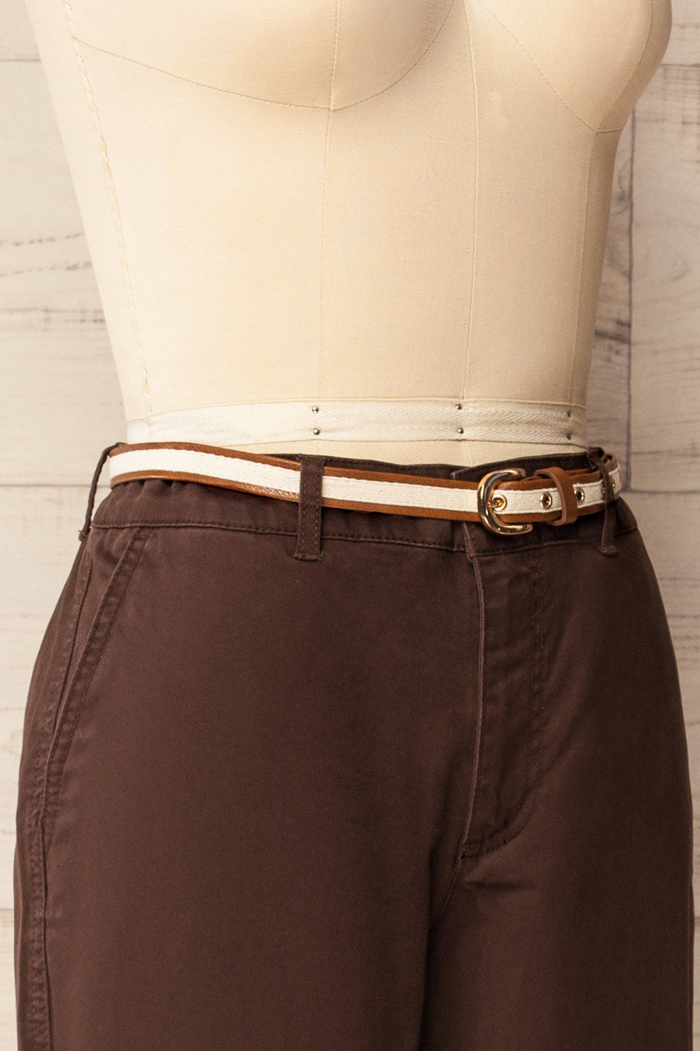 Aberdeen Brown Denim Pants with Belt | La petite garçonne side