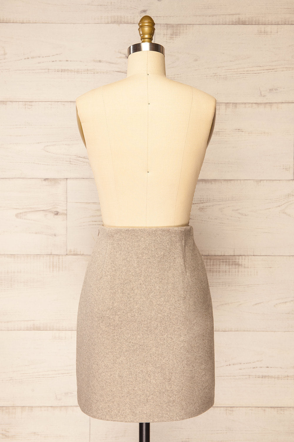 Aberforth Grey Short Felt Skirt w/ Pockets | La petite garçonne back view