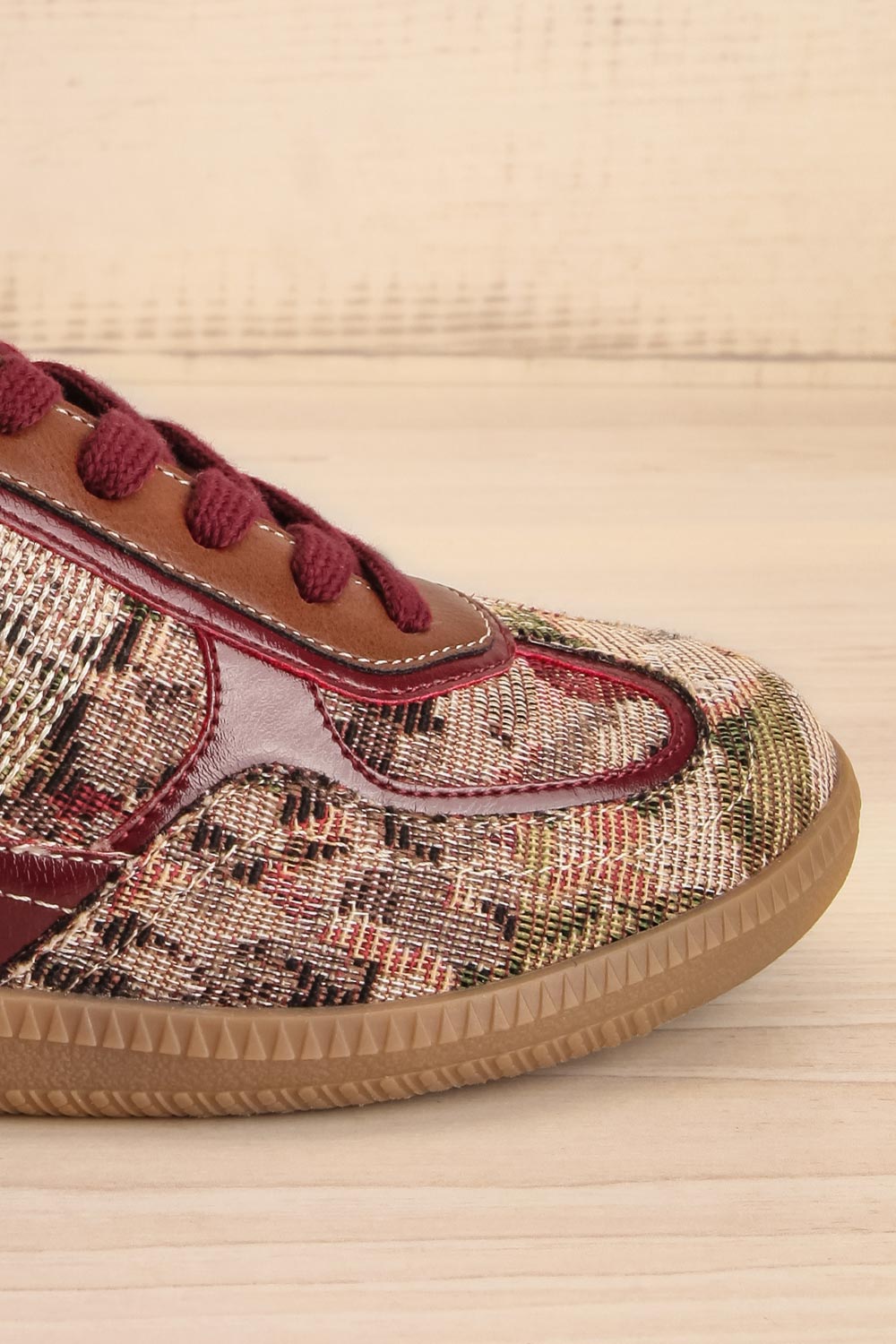 Abuja Jacquard Sneakers | La petite garçonne front