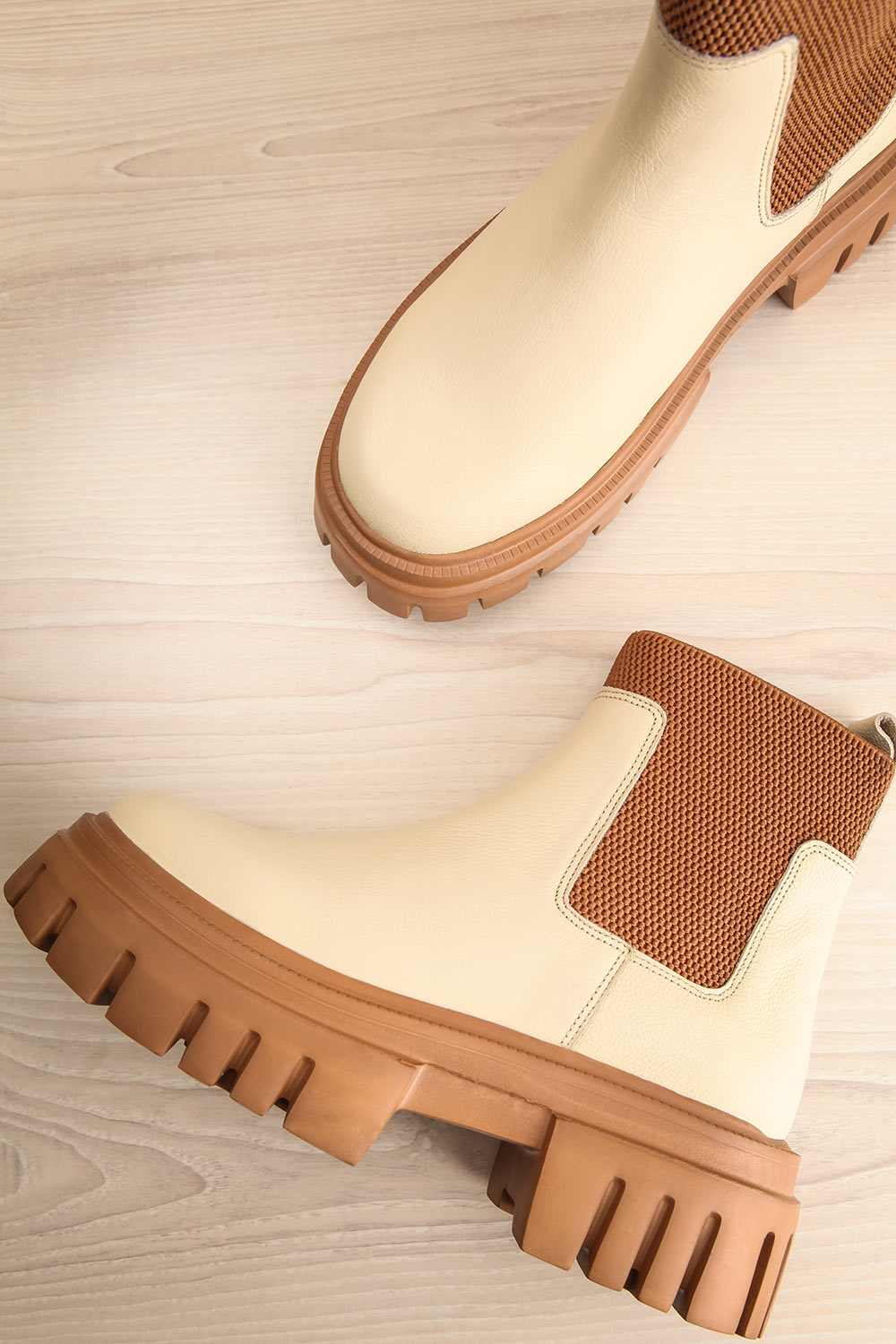 Agora Ivory Cleated Chelsea Boots | La petite garçonne flat view