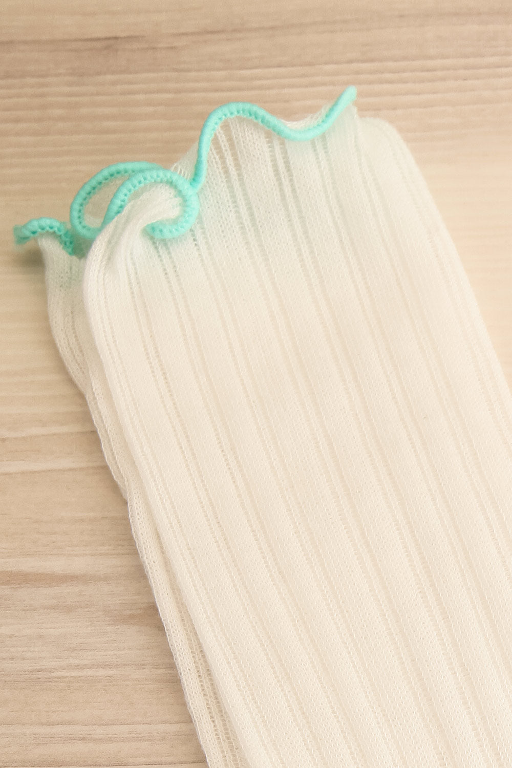 Alaska White Socks with Sheer Stripes | La petite garçonne