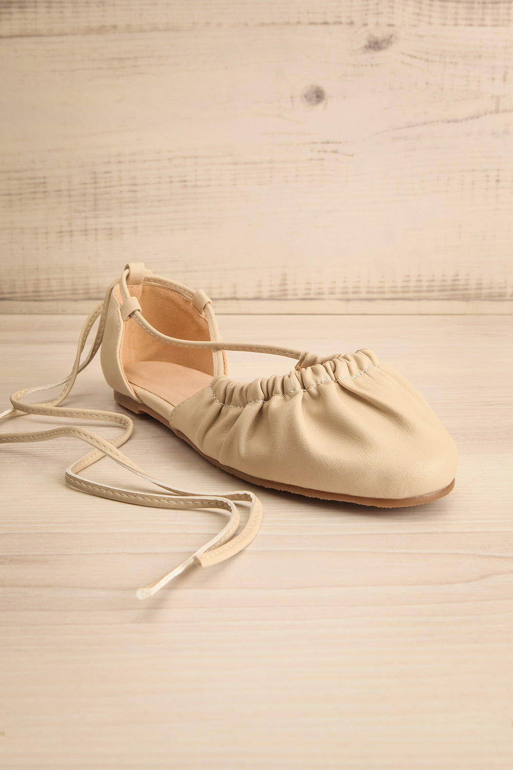 Alastor Beige Ballerina Flats w/ Ankle Tie | La petite garçonne front view