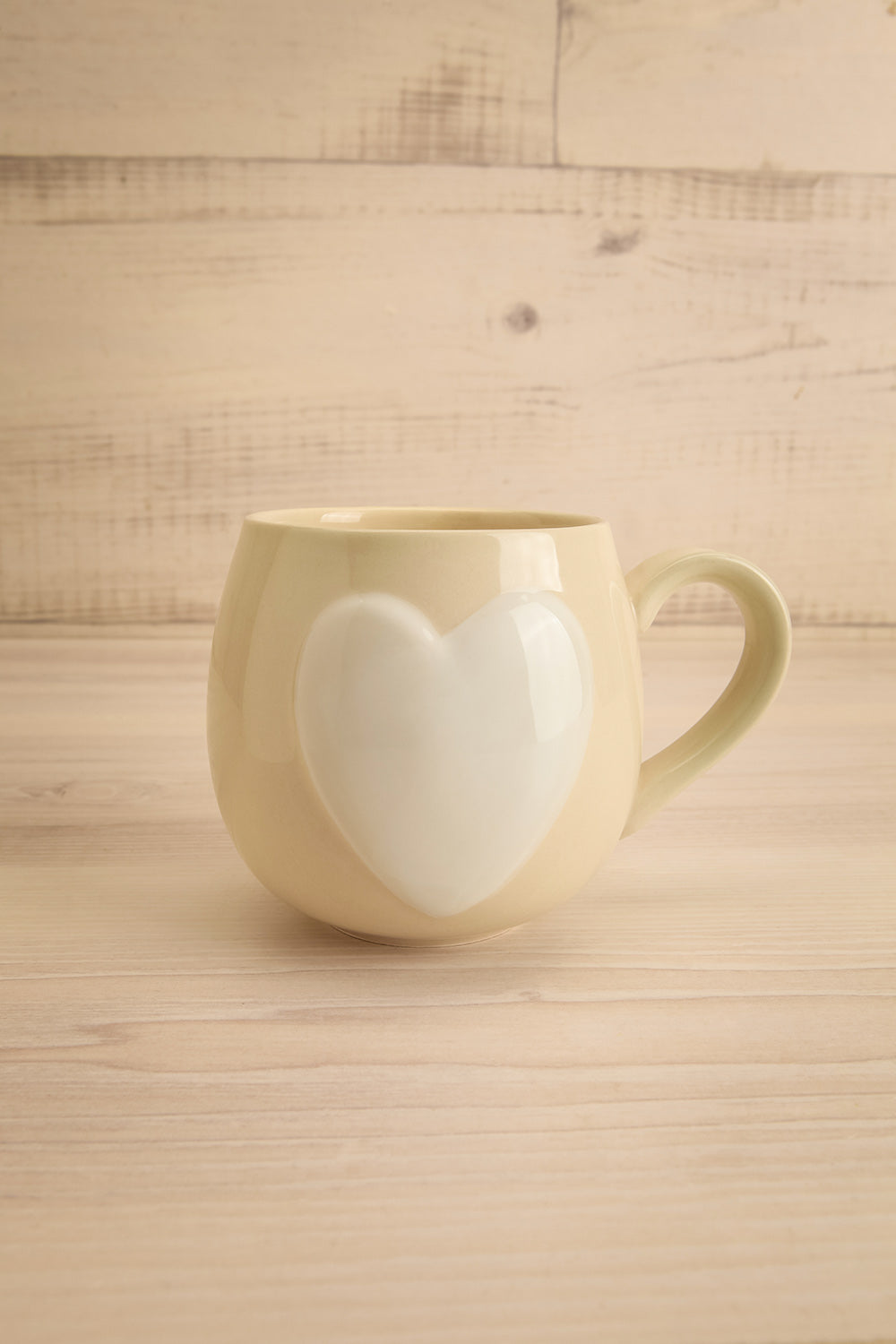 Alterno Stoneware Beige Mug with Heart | Maison garçonne