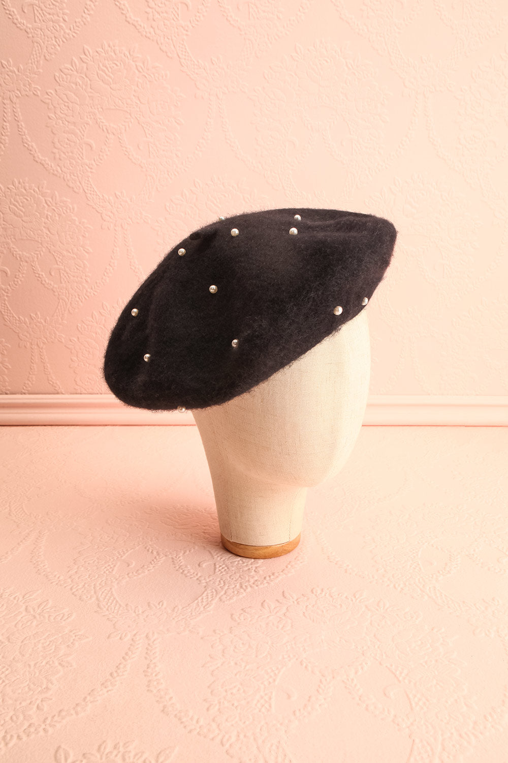 Amarantha Black Beret w/ Pearls | La petite garçonne
