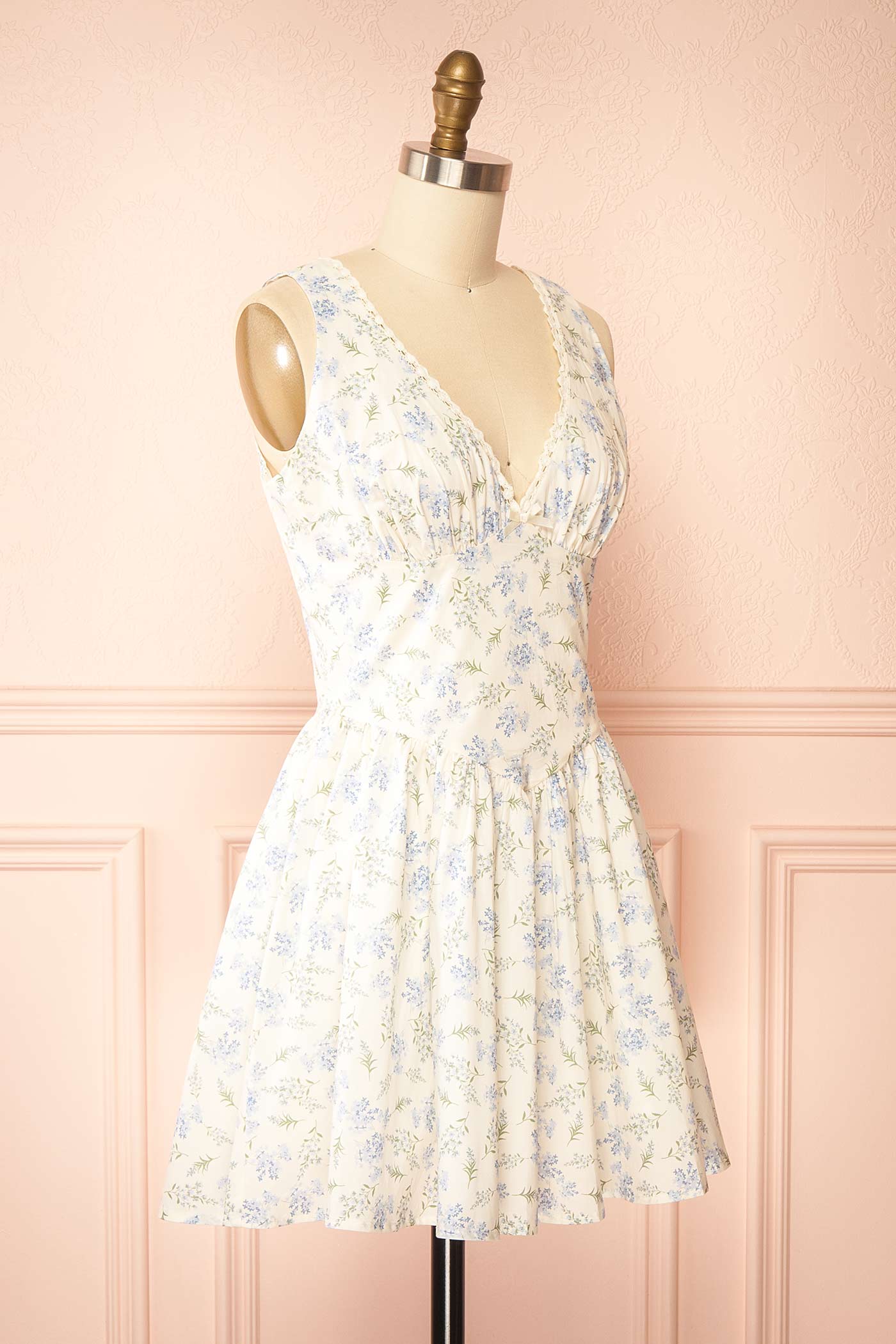 Amunel | White Floral V-Neck Lace Trim Short Dress with Dropped Waist