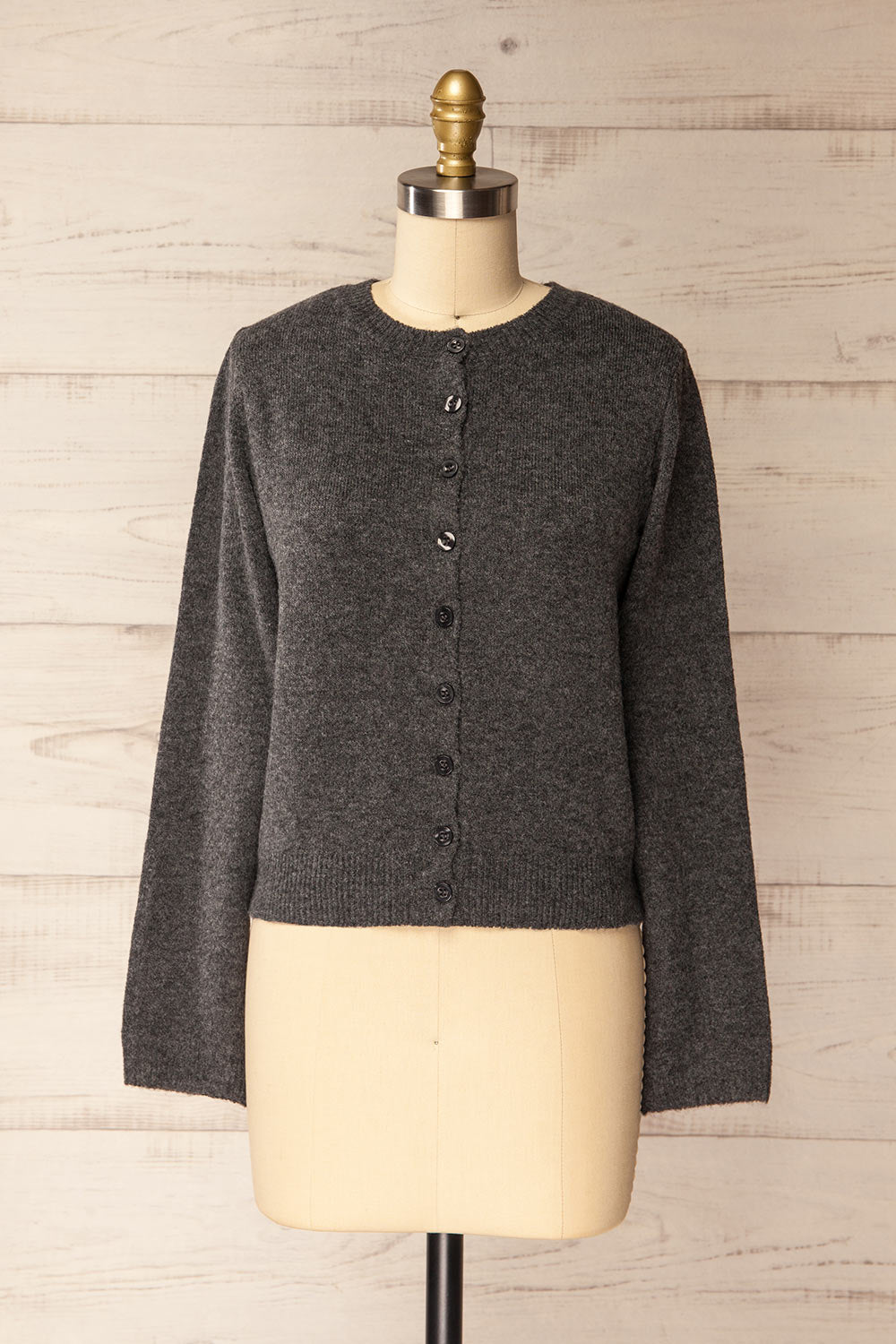 Andenes Grey Buttoned-Up Cardigan | La petite garçonne front view