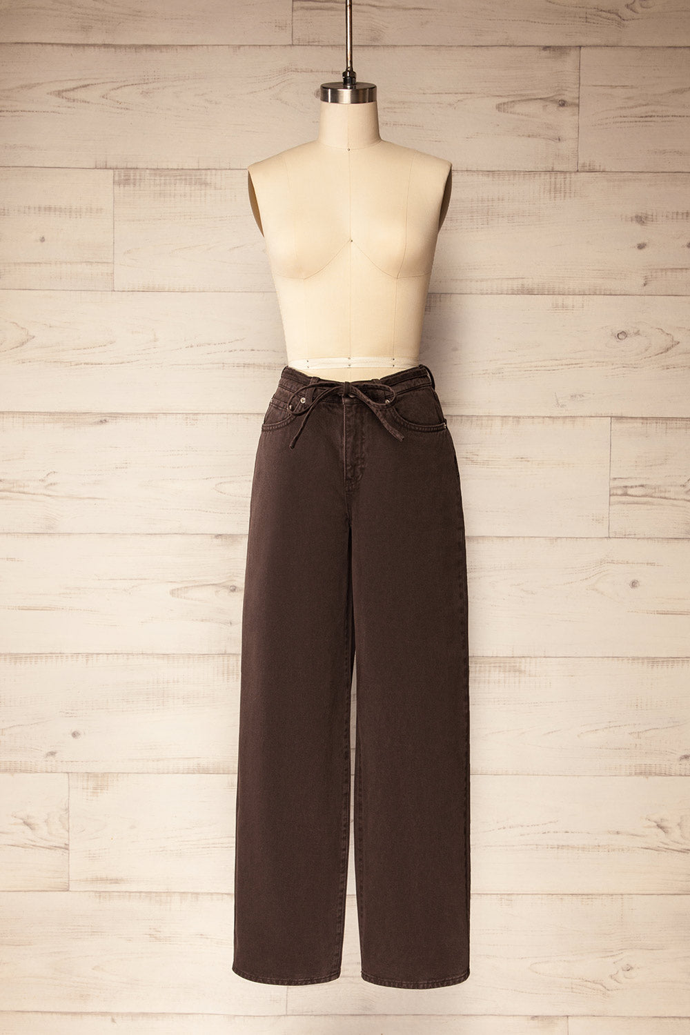 Anvers Brown Denim Ballon Fit Pants | La petite garçonne front view