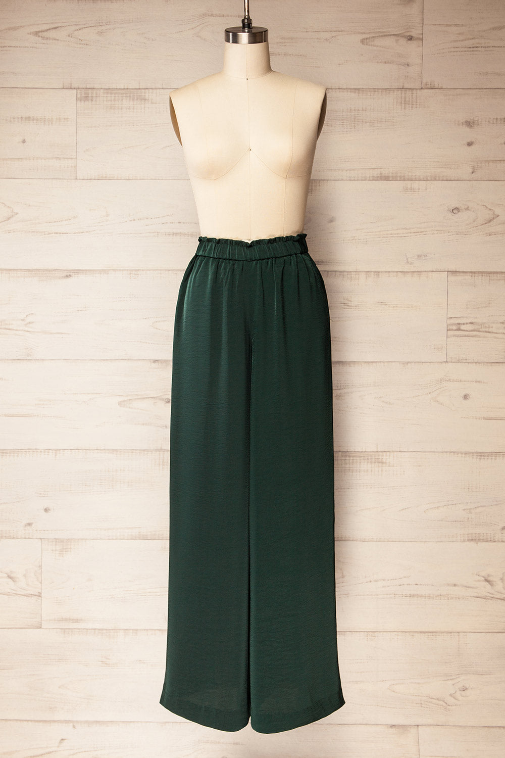Arendal Green High-Waisted Satin Pants | La petite garçonne front view