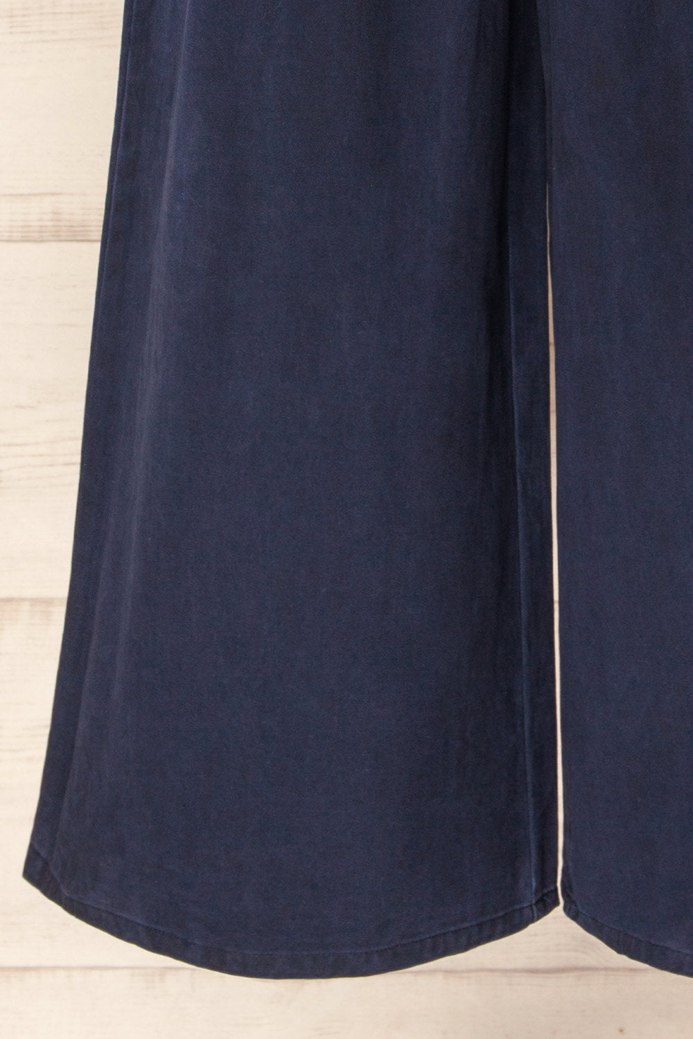 Arizona Navy Wide Leg Pants with Waist Pleats | La petite garçonne bottom