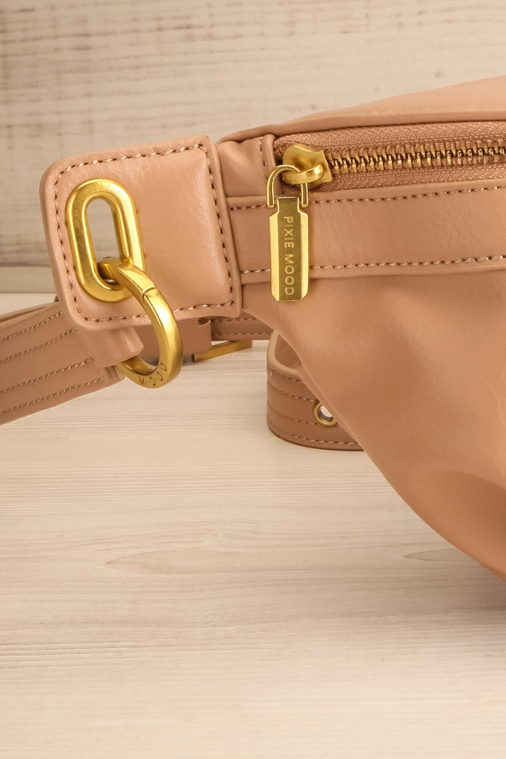 Arkham Beige Crossbody Fanny Pack | La petite garçonne side close-up