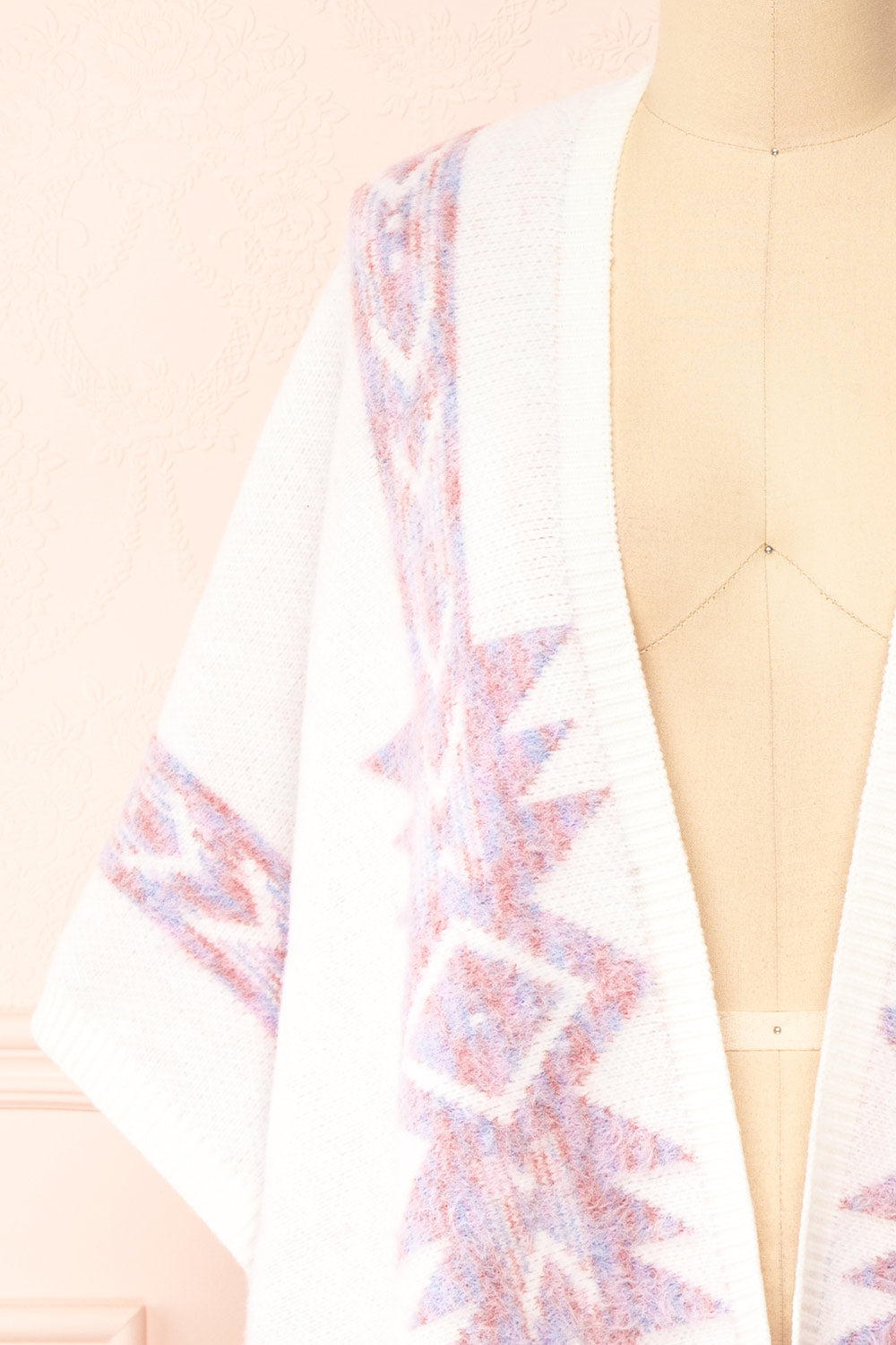 Arwen White Poncho w/ Pastel Print | Boutique 1861 front close-up