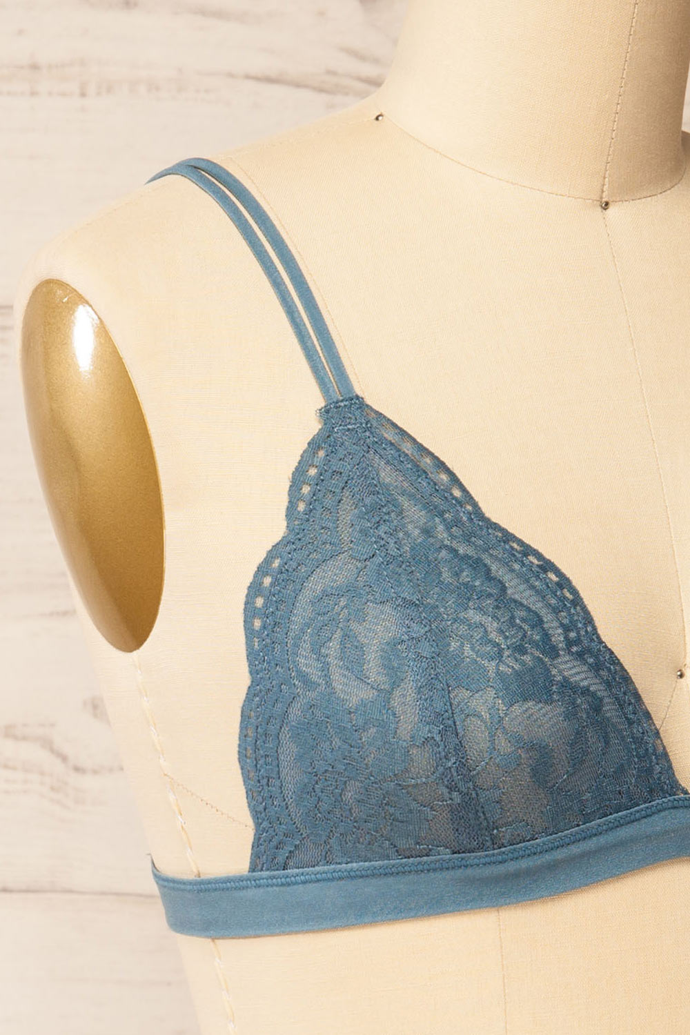 Ati Blue-Grey Lace Bralette | La petite garçonne side