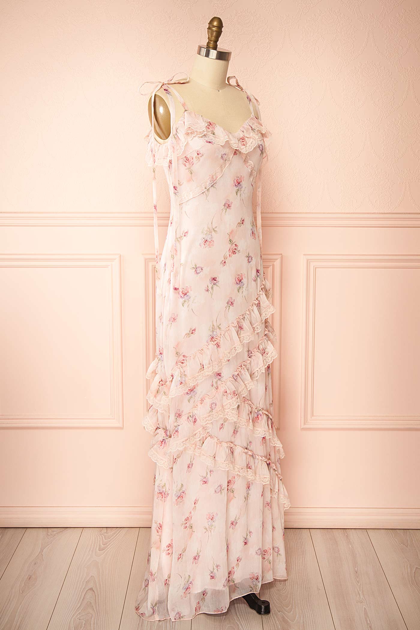 Aventina | Blush Maxi Dress with Ruffles and Floral Pattern