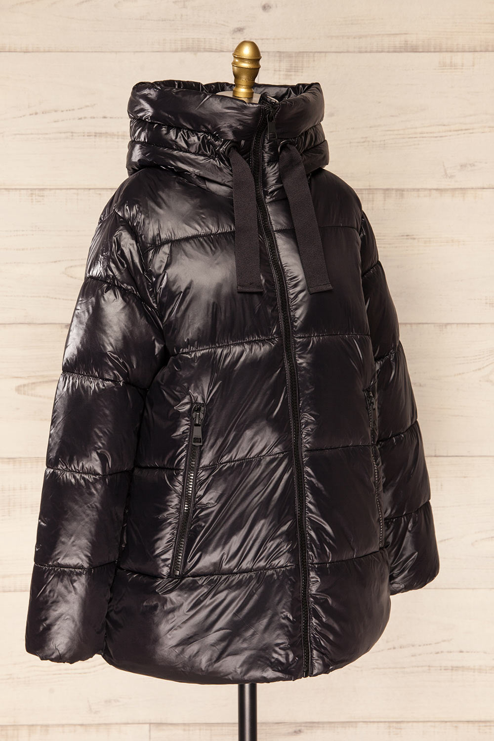 Baidoa Black Quilted Coat w/ Broad Details | La petite garçonne side view