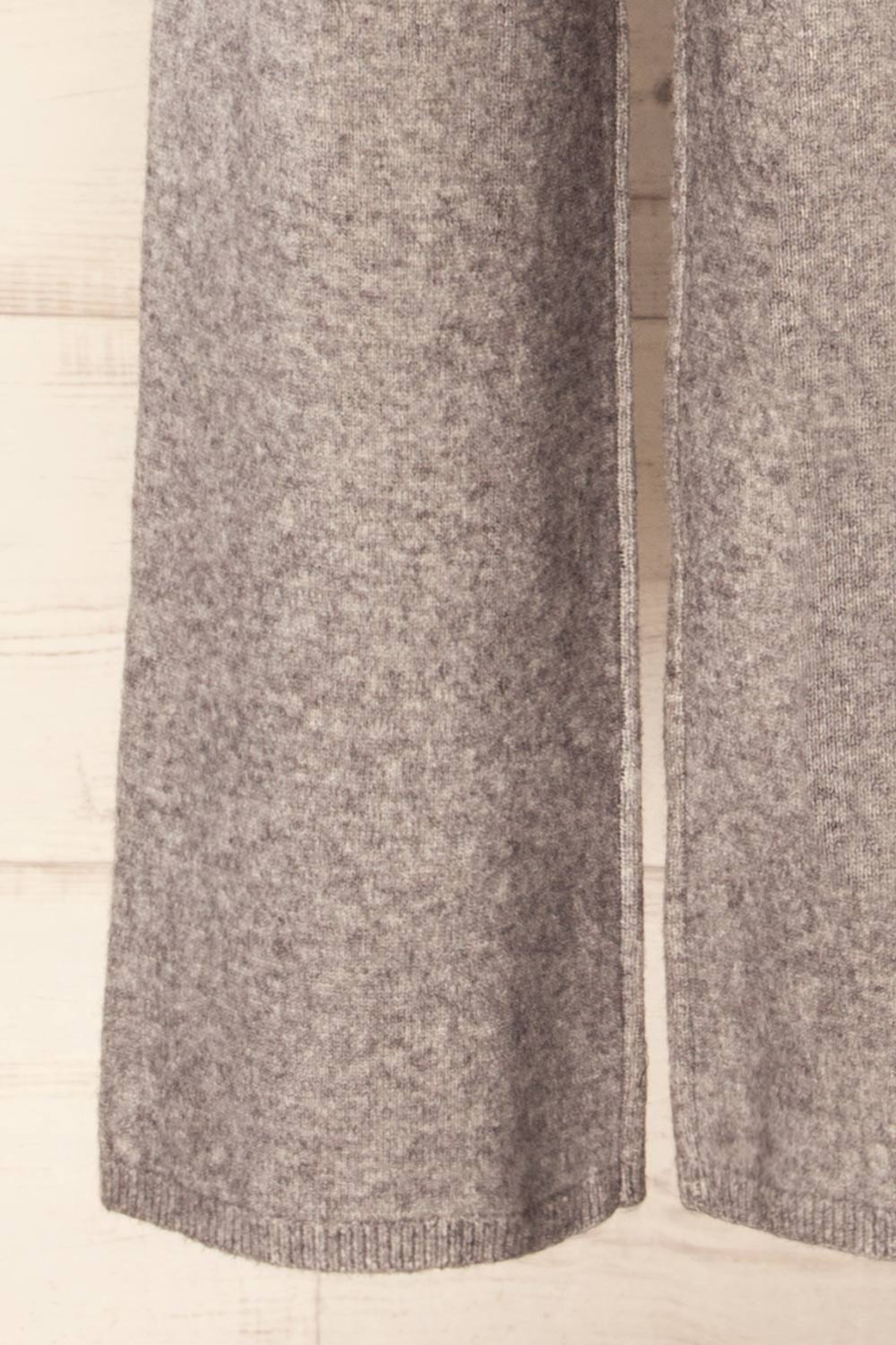 Baitoa Grey High-Waisted Loungewear Pants | La petite garçonne bottom