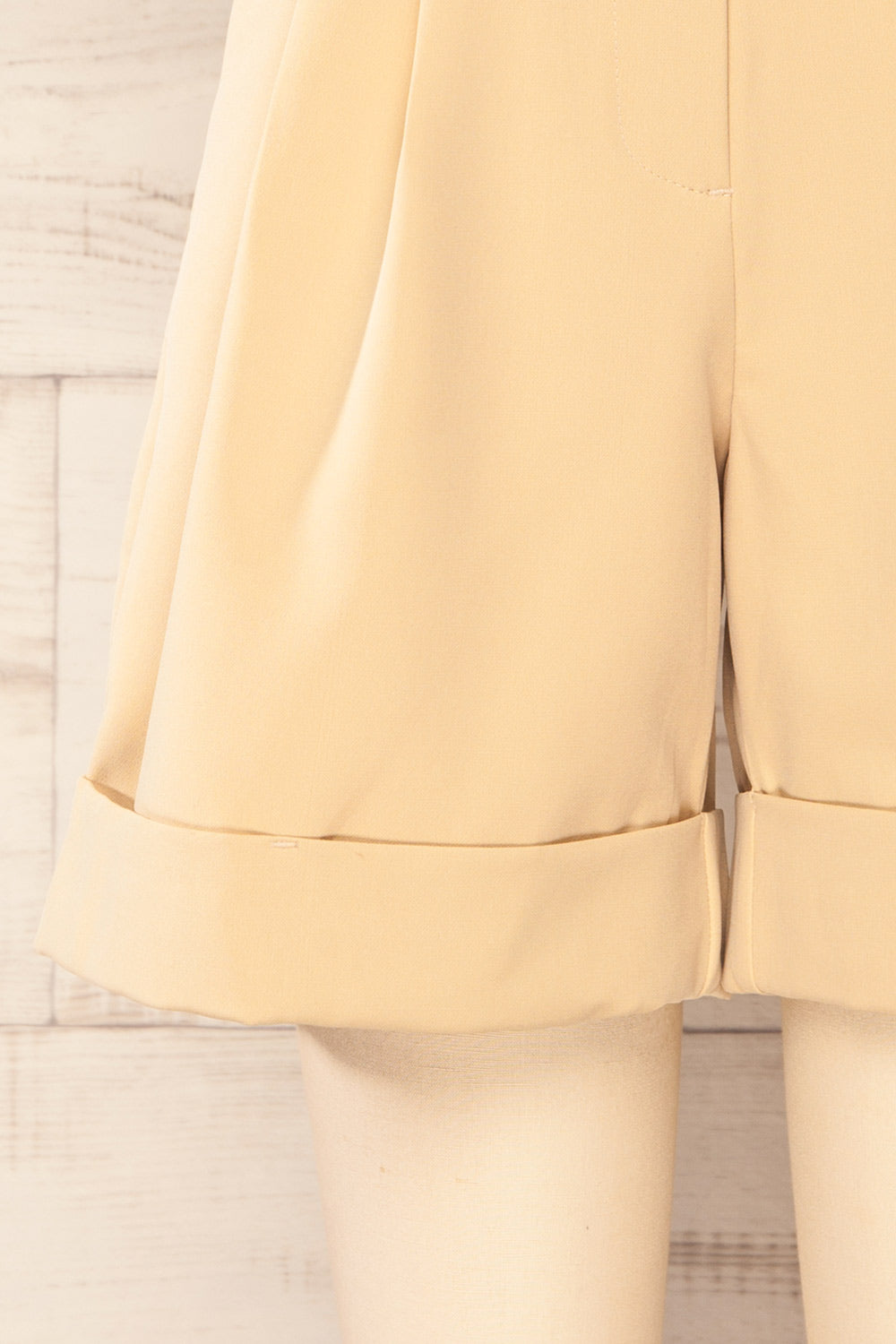 Bamako Beige High-Waisted Shorts | La petite garçonne bottom