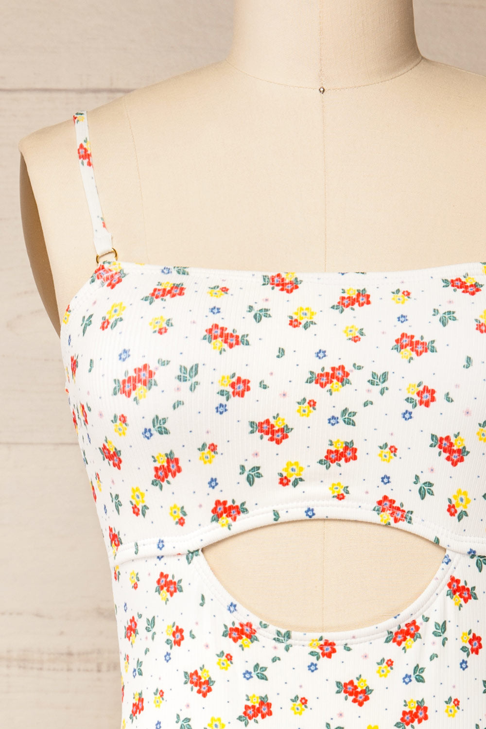 Baoding Flowers and Dots One-Piece Swimsuit | La petite garçonne front