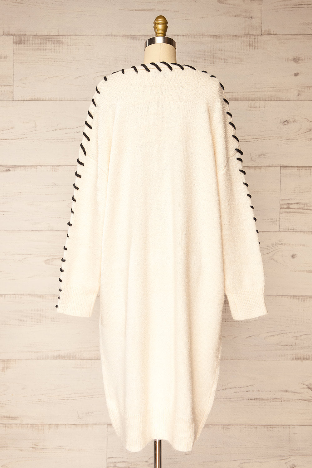 Barnsley Oversized White Knit Cardigan w/ Pockets | La petite garçonne back view