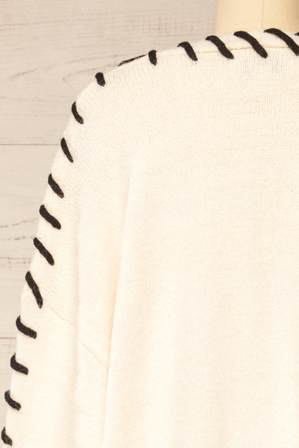 Barnsley Oversized White Knit Cardigan w/ Pockets | La petite garçonne back