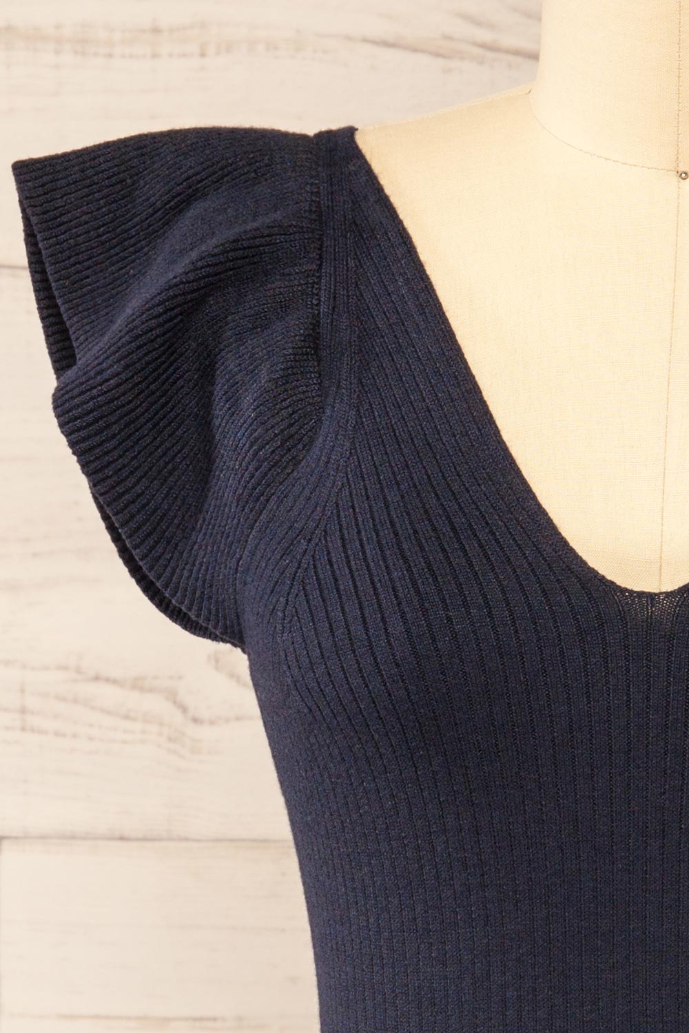 Basrah Navy Knitted V-Neck Top | La petite garçonne front