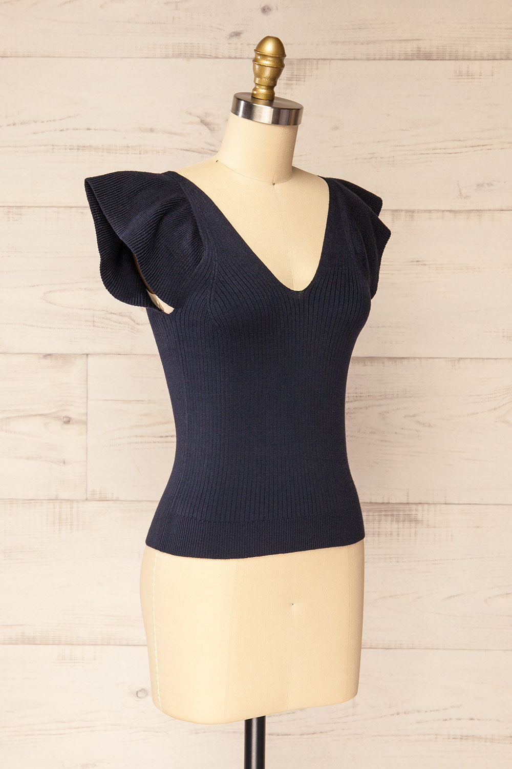 Basrah Navy Knitted V-Neck Top | La petite garçonne side view