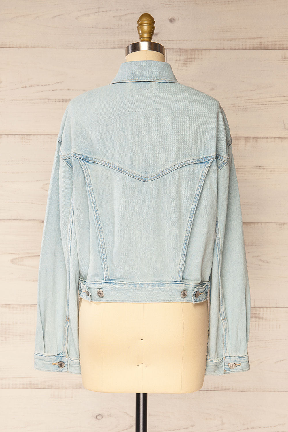 Bazar Cropped Denim Jacket with Pockets | La petite garçonne back view